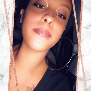 Meet your Posher, Kayy